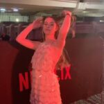Renata Toscano Bruzón Instagram - ᴘᴜᴇʀᴛᴀ 7 ... sᴏʟᴏ ᴘᴏʀ neтғlιх ! • • • ᴠᴇsᴛɪᴅᴏ : @anabyap ᴢᴀᴘᴀᴛᴏs : @rickysarkany ᴀᴄᴄᴇsᴏʀɪᴏs : @stylewatcharg ᴍᴀᴋᴇ ᴜᴘ : @meryfolgar ʜᴀɪʀ : @feferobledopeinador