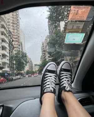 Renata Toscano Bruzón Instagram - Los días de lluvia me ponen de buen humor ☔️