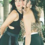 Renata Vaca Instagram - Estar con ustedes es estar en casa. 👩🏼‍🦱👩🏽👩🏻 … Las amo ♥️