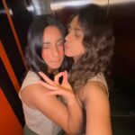Renata Vaca Instagram - Días de ensueño a lado de mi persona favorita #oldnavymx #besties #momgoals @oldnavy 🧚💫💕@fervj