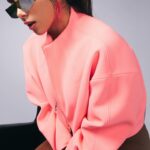 Renata Vaca Instagram - Que honor estar en la portada de @nosotrasmx_ 💘 Producción y entrevista: @andreacolumbaa Fotografía: @angie.piineda Asistentes de foto: @soffffiiia, @qornelioreyna Styling: @high_onfashion Makeup: @santanamakeup_ Peinado: @adisson.alvarez