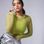 Renata Vaca Instagram - Que honor estar en la portada de @nosotrasmx_ 💘 Producción y entrevista: @andreacolumbaa Fotografía: @angie.piineda Asistentes de foto: @soffffiiia, @qornelioreyna Styling: @high_onfashion Makeup: @santanamakeup_ Peinado: @adisson.alvarez