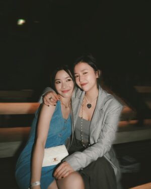 Renci Yeung Instagram - 🥂

@chanelofficial 
@aagff.mplus 
#MPLUSCINEMA
#AAGFF