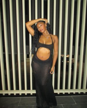 Renée Downer Instagram - Pinch punch 1st of tha month
