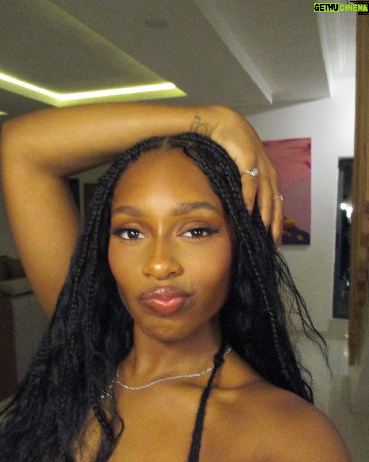 Renée Downer - 24.2K Likes - Pinch punch 1st of tha month