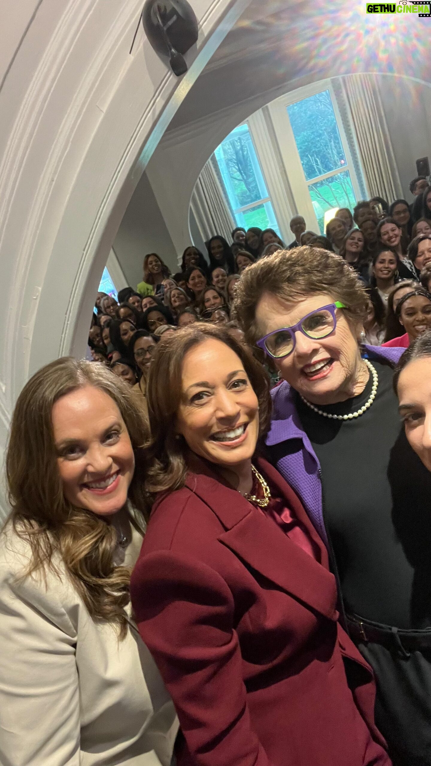 Renee Montgomery Instagram - So @VP Harris used my phone to take a group photo of all the Women in Sports at her residence 🔥 #MomentsEqualMomentum