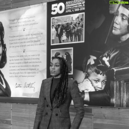 Renee Montgomery Instagram - Moments Equal Momentum 🙌🏾 #MLKday