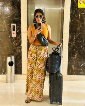 Reshma Nair Instagram - Good food, great friends and endless fun 🏙️🎉👯‍♀️🍕🌆

#weekend #bangalore #getaway