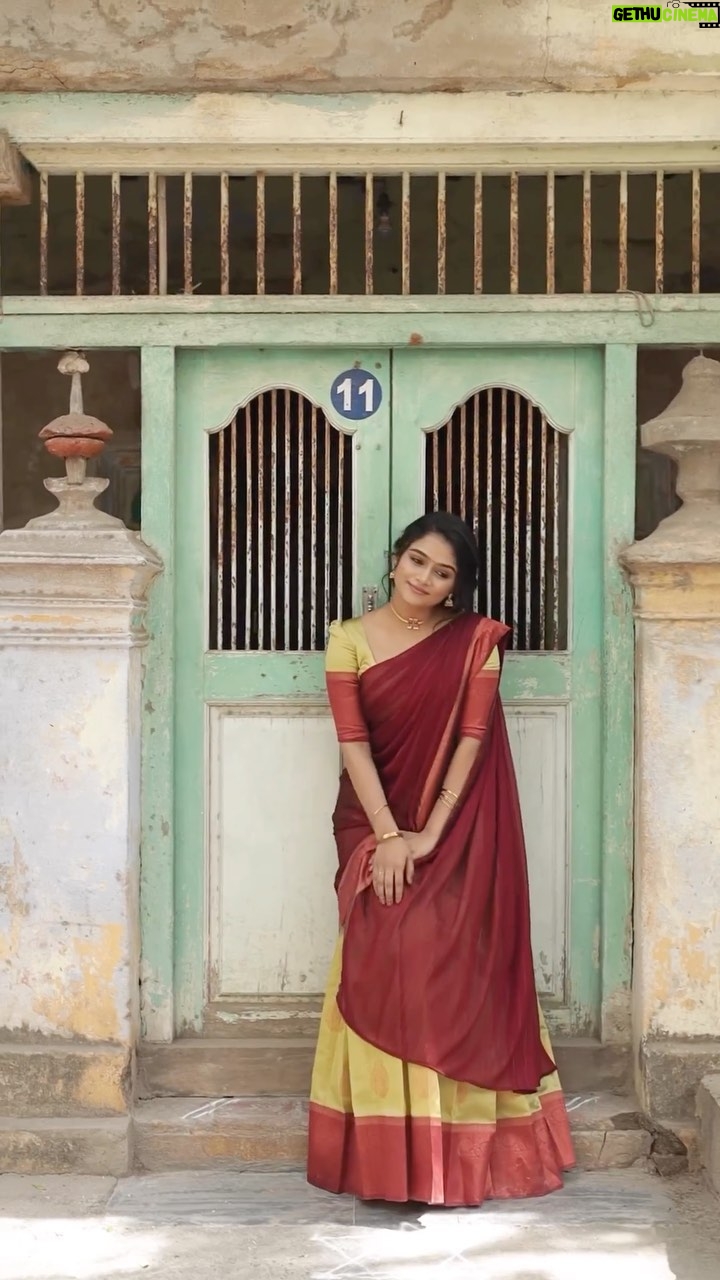 Reshma Venkatesh - 30.2K Likes - கரை சேர கேட்டேன்
களமாய் நீ ஆனாய்🤍
@deepak_durai_photography
@ivalinmabia
@priya_durai_makeoverartistry
@arunprajeethm