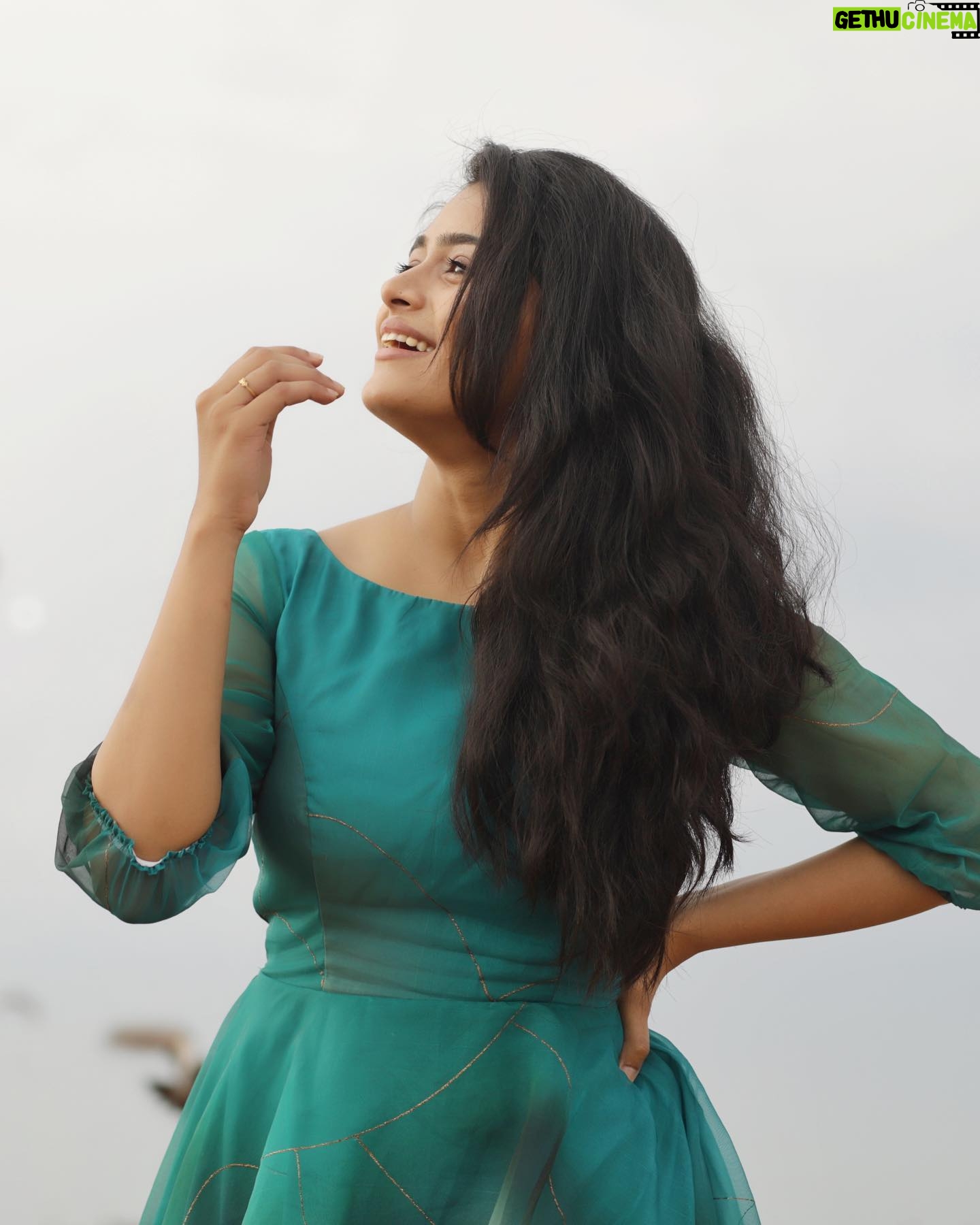 Reshma Venkatesh - 31.5K Likes - 🦋
👗@studio_sushma
📸@sat_narain
💄@colours.and.curls ✨@arunprajeethm