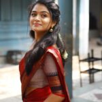 Reshma Venkatesh Instagram - 🦜🌺 🥻🌟: @ivalinmabia 📸✨: @sat_narain 💄💫: @priyaprabu_artistry 🕊✨: @arunprajeethm