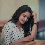 Reshma Venkatesh Instagram - ✨💝 Photography @raghul_raghupathy Hairdo @laavie_makeover #reshareshu #positivity #cool #classy #blackandwhite #love #spreadlove