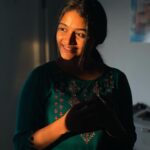 Reshma Venkatesh Instagram - மாலை பொழுதின் வெளிச்சத்திலே 🔆 #sunflare #positivevibes #feel #love #spreadlove #honesty #iphoneshot #success #is #nearyou #meresh #lovetobeloved