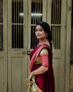 Reshma Venkatesh Instagram - இனிய பொங்கல் நல்வாழ்த்துக்கள்🌾 @ivalinmabia @deepak_durai_photography @priya_durai_makeoverartistry @arunprajeethm