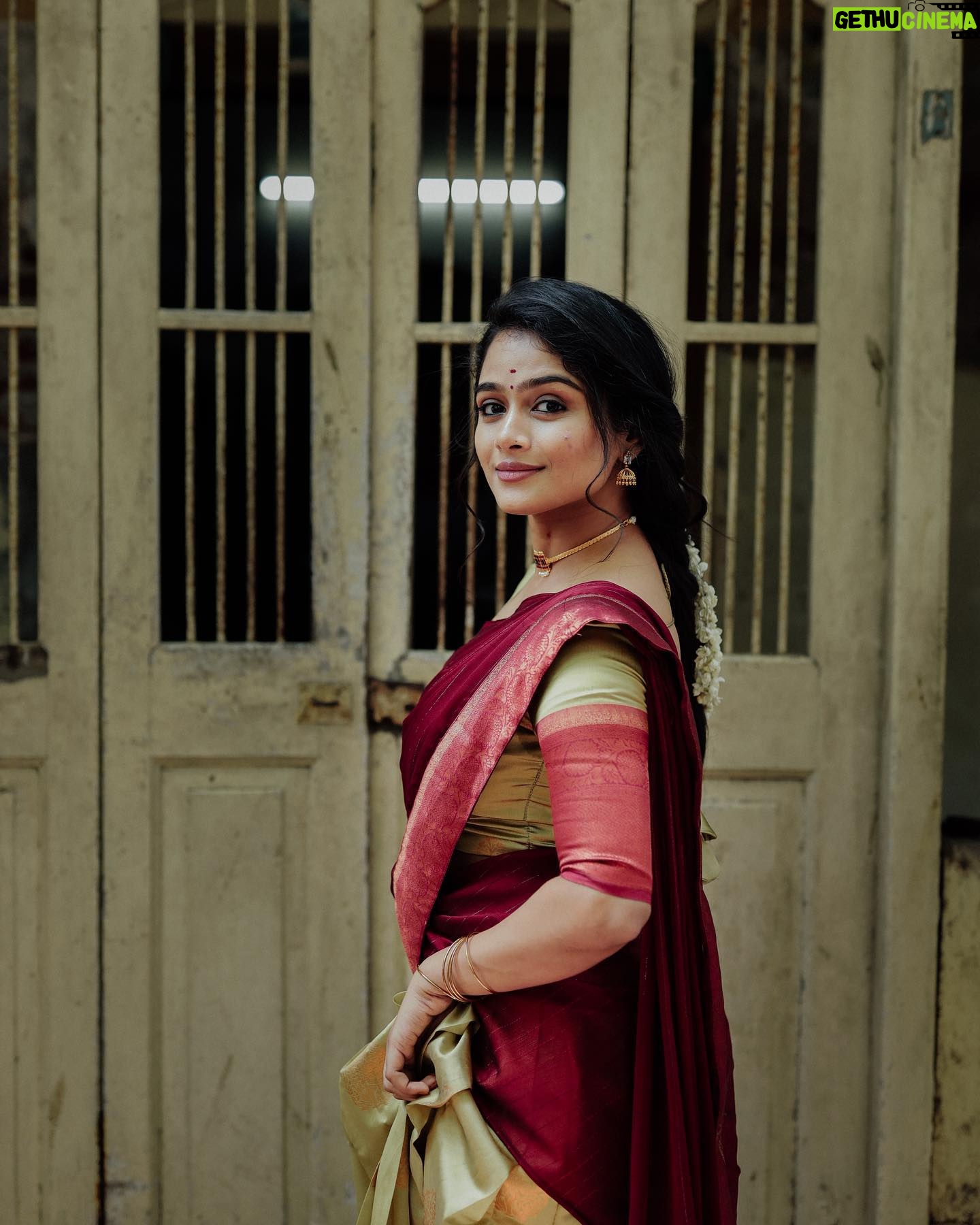 Reshma Venkatesh - 60.3K Likes - இனிய பொங்கல் நல்வாழ்த்துக்கள்🌾
@ivalinmabia
@deepak_durai_photography
@priya_durai_makeoverartistry
@arunprajeethm