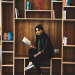 Reshma Venkatesh Instagram - Ìf you don’t have that much books in your shelf !!! Fill yourself 🤞🏻 -Boo♾🕊 PC @meena_cruze 🔥 #instamood #instagood #booklover #feelingloved #positivevibes #spreadlove #beunique #fanfamily #alwaysloveyou #staysafe #bekind #ourtimecomessoon