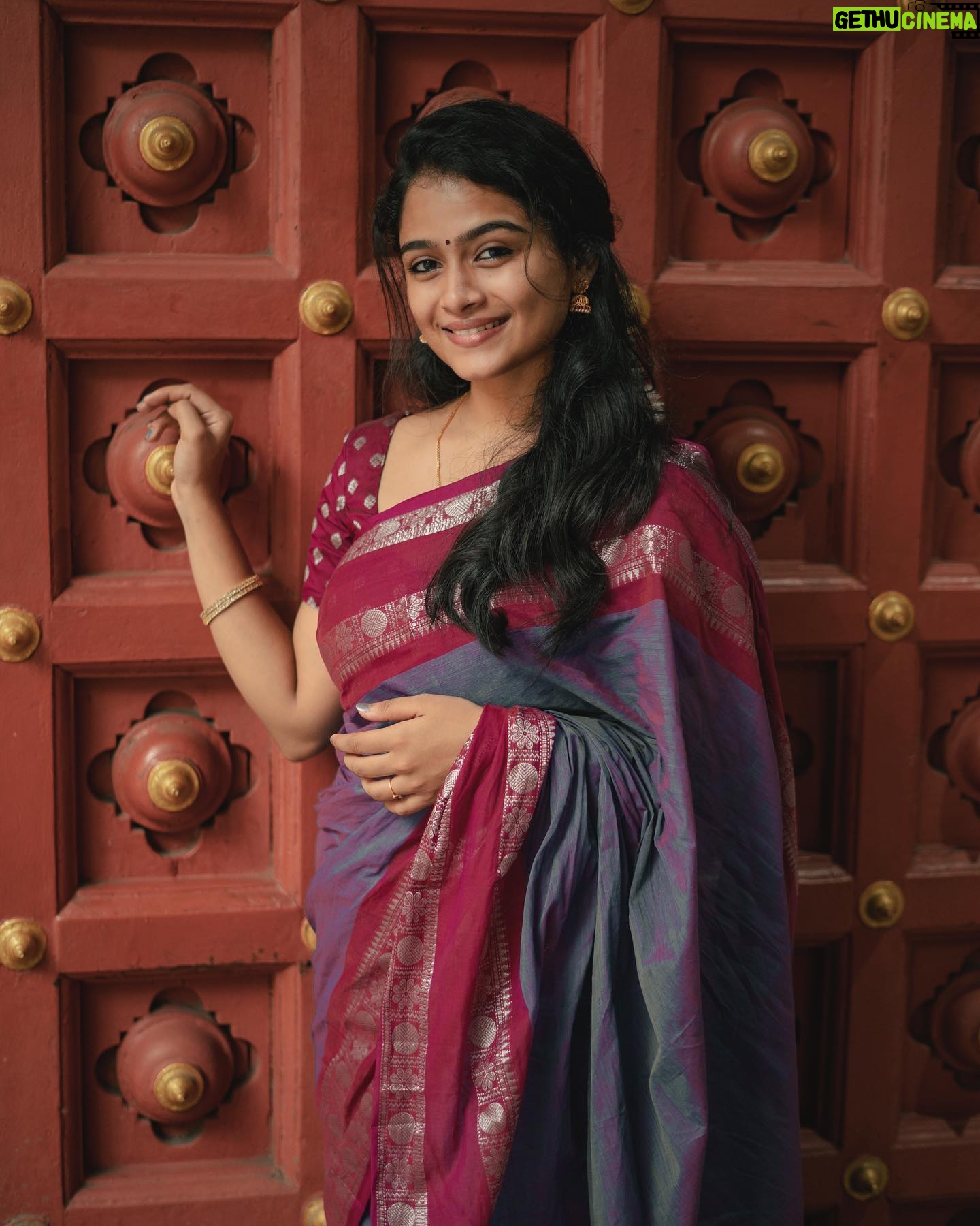 Reshma Venkatesh - 34.5K Likes - 🤍🦢
📸✨@gowtham__rajendran
🥻🌻@yoshnasbyela
🕊✨@arunprajeethm