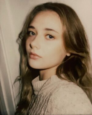 Reylynn Caster Instagram - 🧚🏻‍♂️ ⛲️