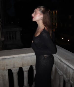 Reylynn Caster Instagram - 🇮🇹🤍 red lip classic