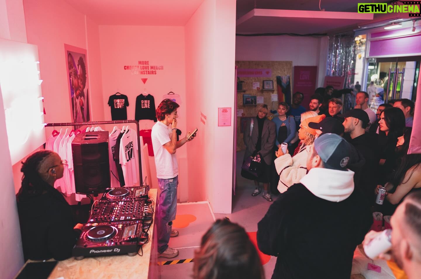 Rhea Norwood Instagram - Wonderful evening last week celebrating the work of @queerwasalwayshere @chooselove 🧚🏼♂️✨🫶🏻❣️✨Today the shop closed its doors but if you’re feeling in the Christmas spirit then you can still donate online at https://choose.love ❣️🫶🏻🍉✨🎄🇵🇸