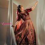 Rhema Ashok Instagram - பிரம்மனின் ஓவியம் அவள்! ✨🦋 Mua: @srilaksha_makeover_artistry Wearing: @lithas_rentals Jewellery: @shimmabridalcollection Dop: @jaihindh_photography