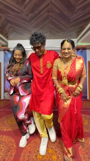 Rhema Ashok Instagram - Sabhash seriana poti 😂 with @rhema_ashok @vardha_master 
.
Makeup @rhemas_bellezza_atelier 
.
Cam @kavin_dhanraj 
.
#aishukannan #rhema #vardhamaster #vijaytv #celeb #dance #hookstep #trendingreels #krishnagiri #seminar #bangalore #chennai #dancer #sarapambusada #elandhapazham