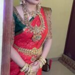 Rhema Ashok Instagram – Muhurtham look to @farina_azad_official 

Mentor @rhema_ashok 
Mua @rhemas_bellezza_atelier 
Hair do and styling @miss_pretty_makeoverartist 
costume @lithas_rentals