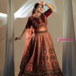 Rhema Ashok Instagram - பிரம்மனின் ஓவியம் அவள்! ✨🦋 Mua: @srilaksha_makeover_artistry Wearing: @lithas_rentals Jewellery: @shimmabridalcollection Dop: @jaihindh_photography