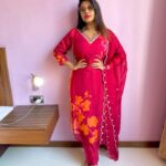 Rhema Ashok Instagram – கள்வரே! 🌸🦋

Wearing: @_vastiram_