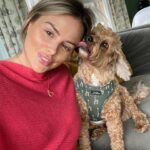 Rhian Sugden Instagram - 𝐌𝐲 𝐡𝐞𝐚𝐫𝐭𝐛𝐞𝐚𝐭 𝐰𝐢𝐭𝐡 𝟒 𝐟𝐞𝐞𝐭 🐾🤍