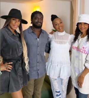 Rhona Bennett Instagram - UK trip photo dump... THANK YOU @bjthephotographer 📸 for capturing these memories🙏🏾🚀 #EVinLondon
.
#London #Travel #Singers #EnVogue #RhonaBennett #CoachRho #TerryEllis #CindyHerron #Interview #Media #LiveEntertainment