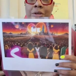 Rhona Bennett Instagram - I mean...! I am full of gratitude for all of the amazing birthday love that came my way today. 🙏🏾✨ Thank you to all of you who posted videos and shared sentiments of celebration. 🎉💕 I'm highlighting a few who stepped outside of their every day activities to pour in an immense amount of thoughtfulness into my space. 🚀 I AM GRATEFUL 🙌🏽💕🤛🏽😍🥳🚀🙏🏾🥰 #We #NewMusic #InstantClassic
.
#RhonaBennett #MissRNB #CoachRho #MissRNBxCoachRho #Love #EnVogue #AlwaysInTheClub #Zeta #PPU #PersonalPowerUniversity #Classic #HappyBirthday #NewSong #BirthdayLove #VibeOutChallenge