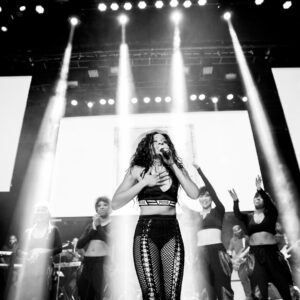 Rhyon Nicole Brown Instagram - I am about to flood my timeline, because I am overjoyed at how amazing God is. To have well over 1000 people show up to my first ever show, was incredible🙏🏽. Here's to many more. #nolabeljustprettygirl #boe 📸: @josecardoza