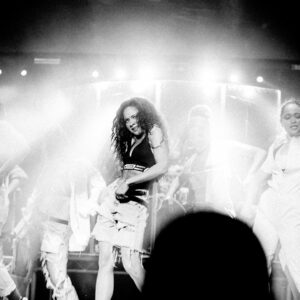 Rhyon Nicole Brown Instagram - I am about to flood my timeline, because I am overjoyed at how amazing God is. To have well over 1000 people show up to my first ever show, was incredible🙏🏽. Here's to many more. #nolabeljustprettygirl #boe 📸: @josecardoza