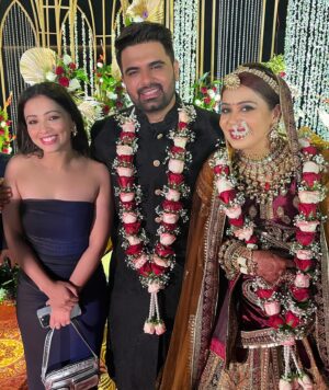 Richa Rathore Instagram - Wishing you both a lifetime of happiness❤️
A night full of love, laughter and good food💃
Thank you @itsprateeksharma Sir
