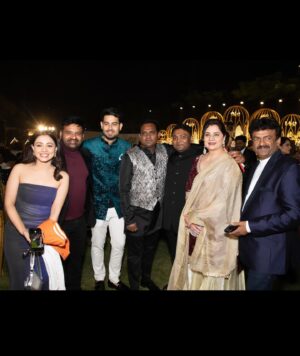 Richa Rathore Instagram - Wishing you both a lifetime of happiness❤️
A night full of love, laughter and good food💃
Thank you @itsprateeksharma Sir