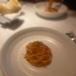 Rie Tomosaka Instagram - ⁡ 息子とせっちゃんとディナー。トマトパスタが凄く美味しくて、これを5皿くらい食べたかった。食後は神谷町から六本木まで散歩して、マックで夜お茶。女は、お腹がいっぱいでもお茶をしてお喋りしたいのよ。男子は「明日もバイトあるし先に帰るわ」と、クールに駅のホームへ消えていった。せっちゃんに「前よりも2人がリラックスして見えた」と言われて何だか嬉しい。日々試行錯誤しながら頑張っている息子の姿を見れて、「ああ、一人暮らしさせて良かったな」って、やっと心から思えた気がする。 @setsuko_sagittaire