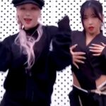 Rihey Instagram - 𝕋𝕨𝕚𝕟👯‍♀️🌹 가을여인st 감기조심하세요😷🤍 @zsunbless