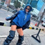 Rihey Instagram - 한겨울에도 핫팬츠 입을수있지🔥⛄️🌨️