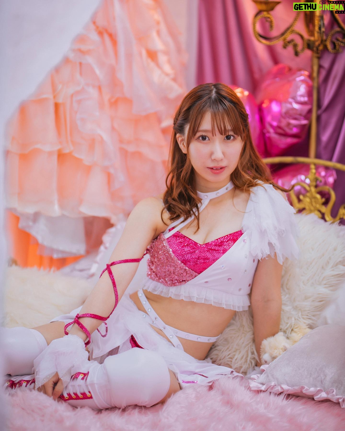 Riho Hime - 6.5K Likes - 🙄