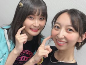 Riho Iida Instagram - 『スクフェスシリーズ感謝祭2023🎉』

μ’s＆ニジガクとシャンシャンしよう！ステージ
ありがとうございました◎

4人でのステージ楽しかったです🩷🌈
感謝祭では久しぶりに聞けた皆んなの声も最高でした。

これからも感謝祭ほぼ全通民目指して頑張りますっ笑🐱

 #lovelive #スクフェス #LLAS #スクフェス2 #スクフェス感謝祭Day2 #μʼs