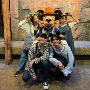 Riho Iida Instagram - Disney Sea✨
.
.
.
.
#Disney40周年 
#天てれ30周年 
#50周年も来ようって約束した
#10年後はどうなってるかな
#disneysea #disney 
#天てれ #天才てれびくんmax