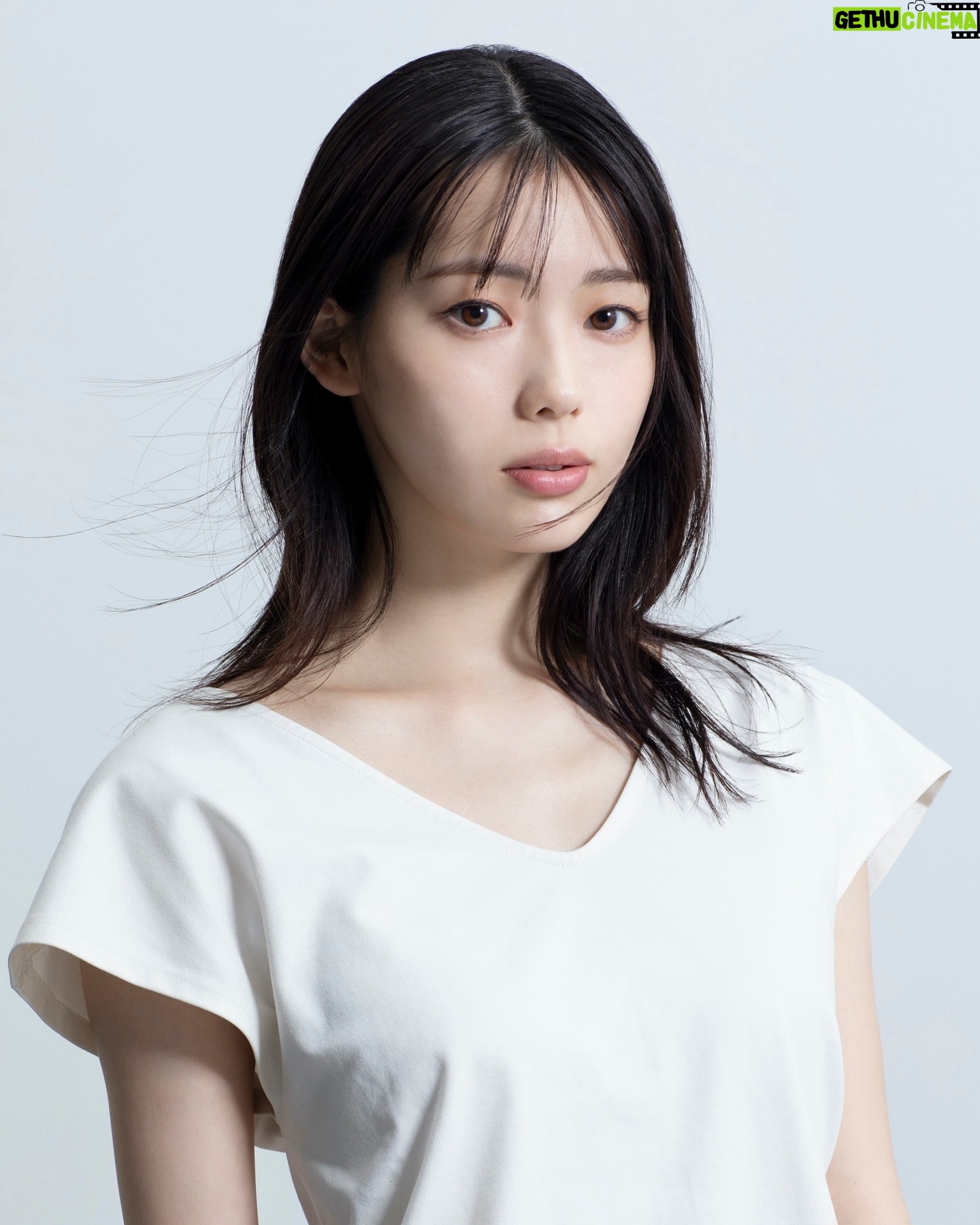 Riho Nakamura - 5.4K Likes - ご報告です。
この度、フラームに所属することとなりました。
新たな出会いで、これから自分がどう変わっていけるのか楽しみです。
皆様に素敵な作品を沢山届けられるよう、自分の追い求める表現が出来るよう、より一層の精進を重ねて参ります!
これからもよろしくお願いします!