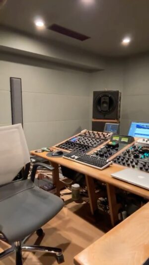 Riho Sayashi Instagram - 1st アルバム完成報告🥳 my FIRST album 🙌
