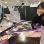 Riho Sayashi Instagram - Hi(gh) Life、本日CDリリースしました💫 今日、渋谷エリアのCDショップに何軒か伺ったのですが、 店舗でHi(gh) LifeをBGMで掛けてくださってて、 それを聴いた私の事を知らない方がCDを手に取ってくださる様子を目撃したり。 凄く凄く嬉しかった^ ^ もっとこんな瞬間を増やしたいと思いました。 制作に力を寄せてくれた チームの皆さんに感謝です。 紙のCDスリーブなのもお気に入りです🤍 沢山の方に聴いて頂けますように。