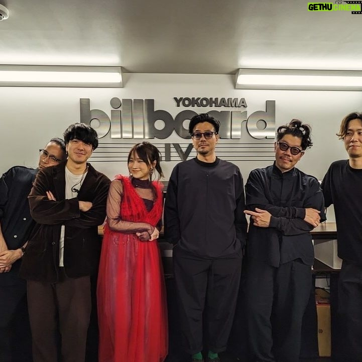 Riho Sayashi Instagram - Billboard Live 2024 in YOKOHAMA どうして、ライブはこんなに楽しいの!! 2024年 初ライブ、よい音、よい光、よい人々に包まれながら温かい気持ちでパフォーマンスさせていただきました。 ゲストの碧海さんとのalchemy ライブセッションも楽しかった。 そして何より皆さんに久しぶりに会えて嬉しかった^ ^ 次は4/1 Billboard Live OSAKAにて🫶 3/24 @Billboard Live YOKOHAMA Gt. 村田シゲ Dr. 山下賢 @y_3104 Ba. 中西道彦 @mitchnakanishi Key. コイチ @koiti_sawagi 横浜公演Special Guest: 碧海祐人 @masatomi_