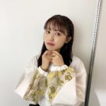 Rikako Aida Instagram - #animejapan2023 #DMMTV 本日のステージのお衣装👗 ありがとうございました！ 【アニメジャパン　トークショー】 シャツ・スカート　@inprocess_tokyo イヤカフ　@pinkowlbijou_official リング　@ov_jewelry_official