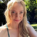 Riki Lindhome Instagram – Not a sun person or a pool person but here we are.