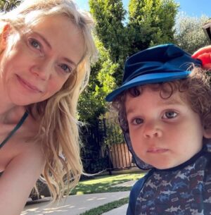 Riki Lindhome Instagram - Not a sun person or a pool person but here we are.