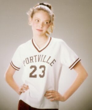 Riki Lindhome Instagram - #tbt When you try to use your JV basketball photo shoot as a way to get free headshots 🏀 😂